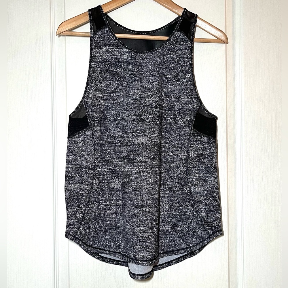 Lululemon Sculpt Tank II Twillines Salt Alpine W/B Mesh Top 16.5” PTP Activewear